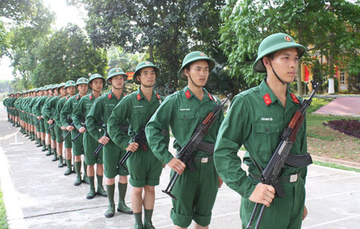 Can canh chien si nam, nu tap luyen dieu binh ngay 2/9-Hinh-10